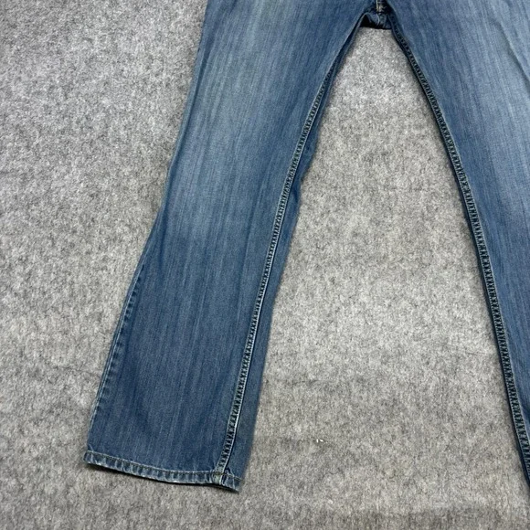 Levis 559 Jeans Mens 38x32 Blue Medium Wash Relaxed Fit Straight Leg Denim Pants - Picture 5 of 16